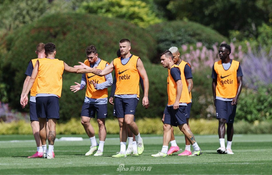 以在激烈的 以在激烈的