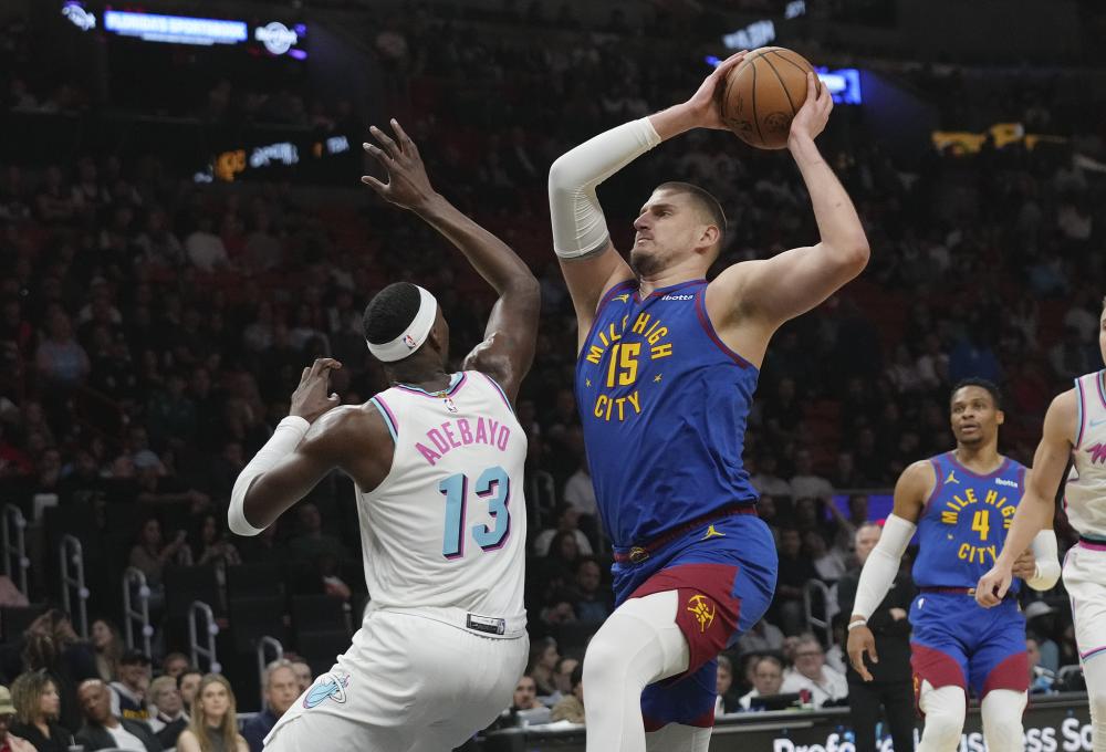 金牌背后 金牌背后